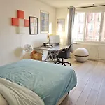 Διαμέρισμα Spacious Near Pere Lachaise Παρίσι