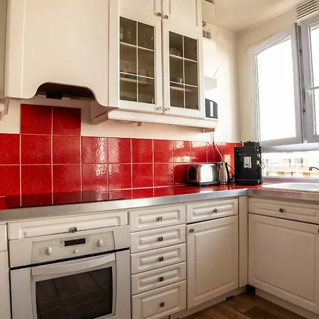 Spacious Near Pere Lachaise Διαμέρισμα Παρίσι