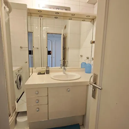 Spacious Near Pere Lachaise *
