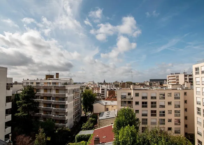 Spacious Near Pere Lachaise Paris